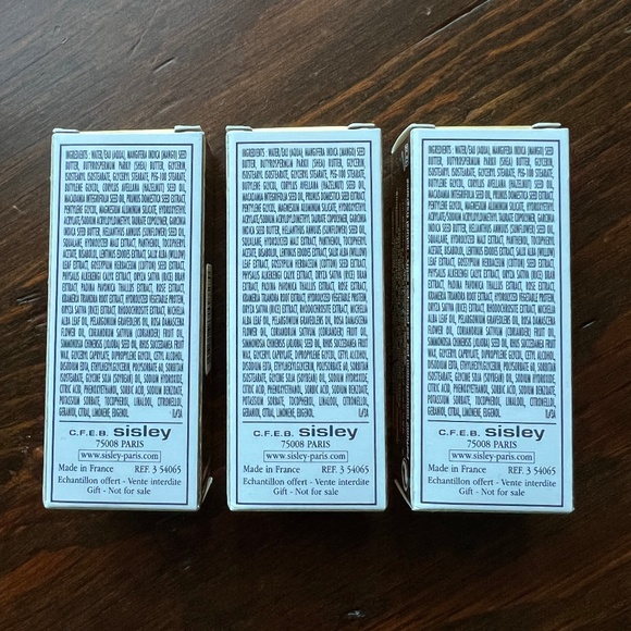 Sisley Supremÿa Baume La Nuit At Night The Supreme Anti-Aging Cream 2ml NEW x 3 - Picture 2 of 4